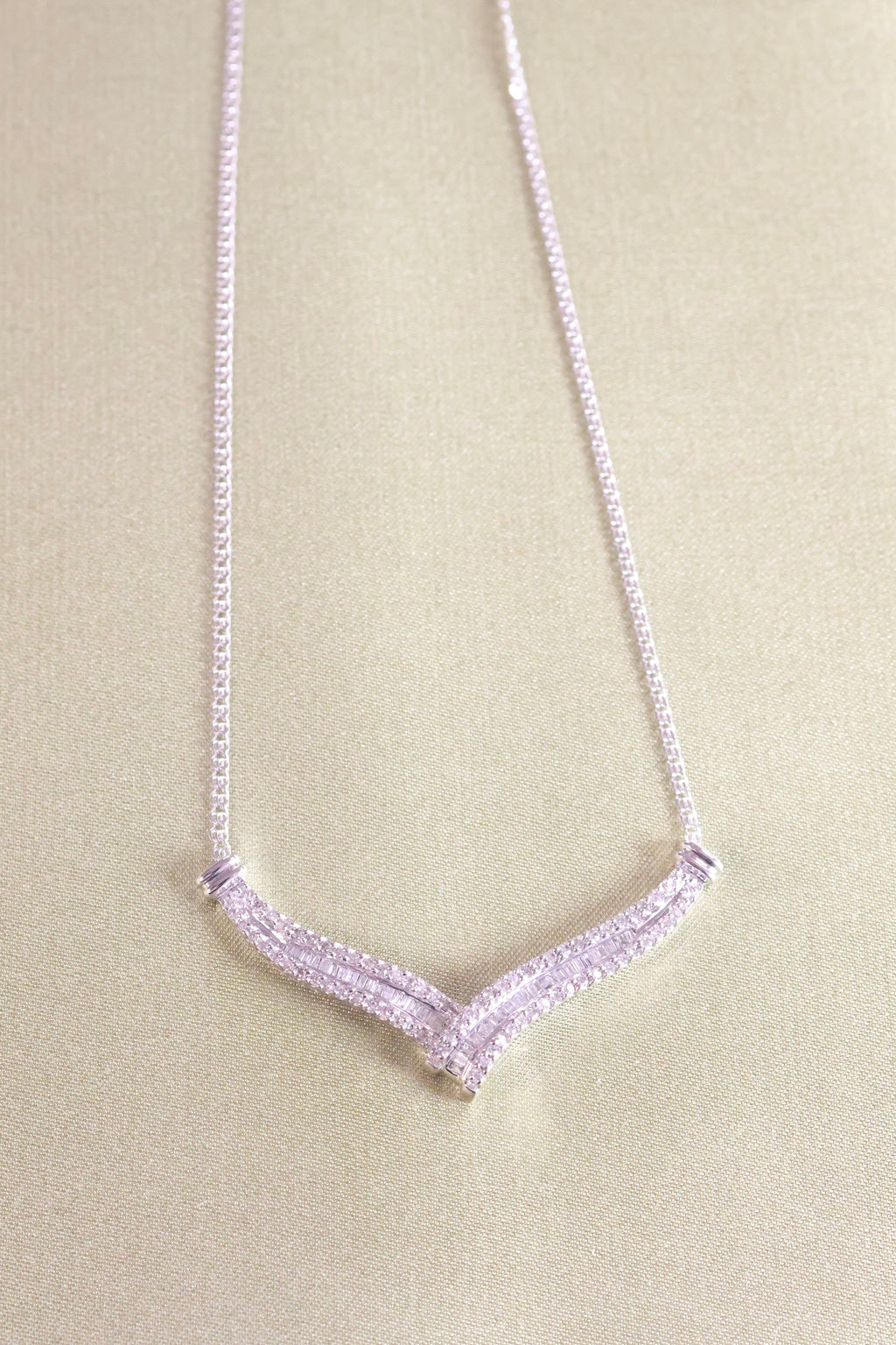14K White Solid Gold Fancy Baguette Necklace Pendant 3/4ct. t.w. Round Diamonds