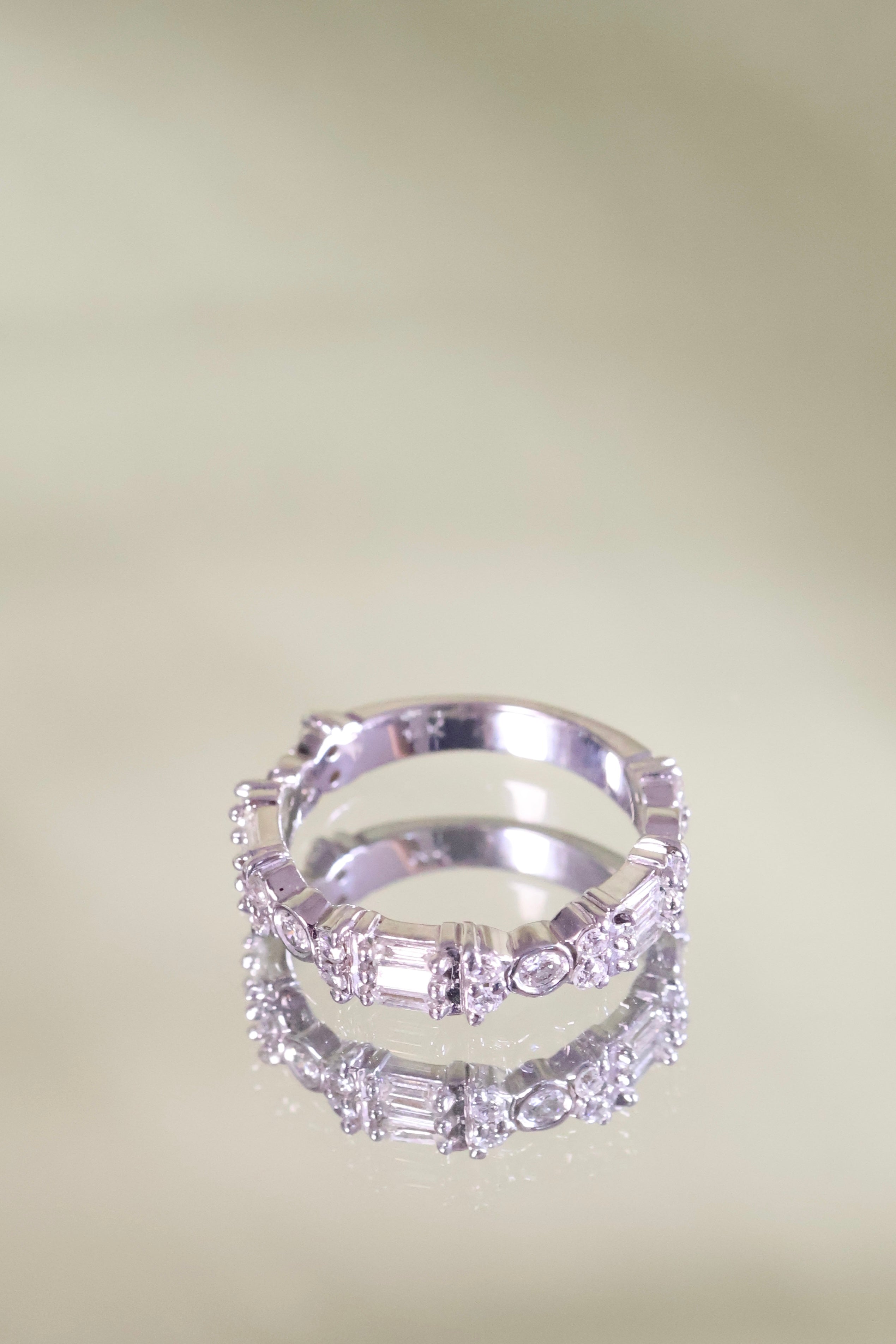 14K White Gold 3/4ct t.w. Baguette & Round Diamond Ring