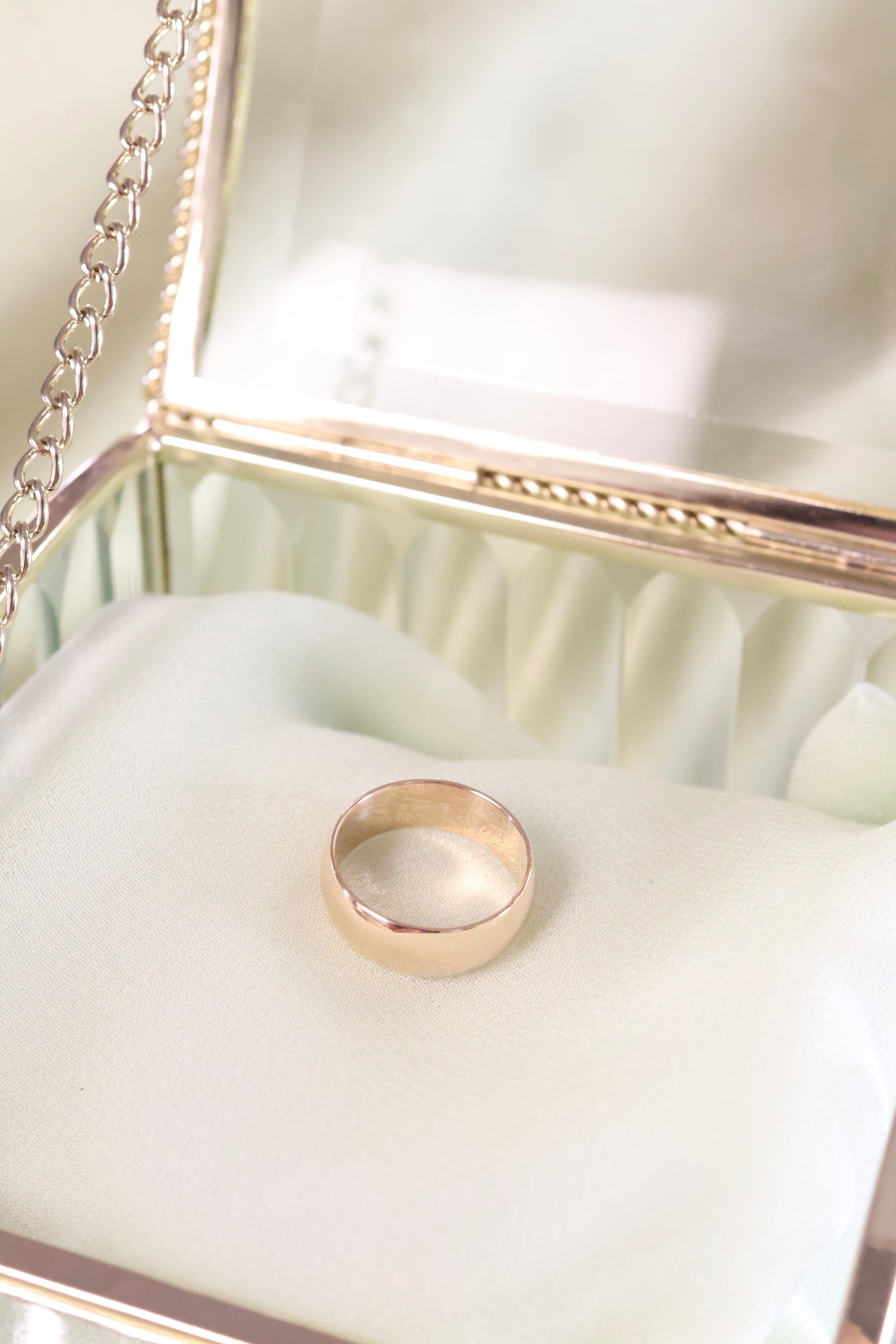 14K Yellow Solid Gold 6mm Width Band Ring