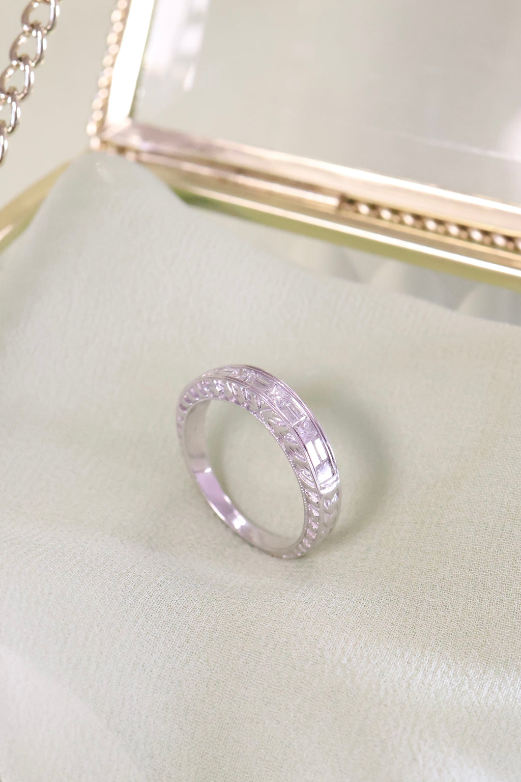 18K White Gold Baguette 1/2ct t.w. Princess Diamond Ring Size 7.75