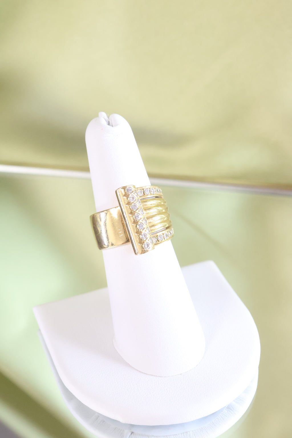 18K Yellow Gold Swirl Style w/ .33ct t.w. Diamond Ring