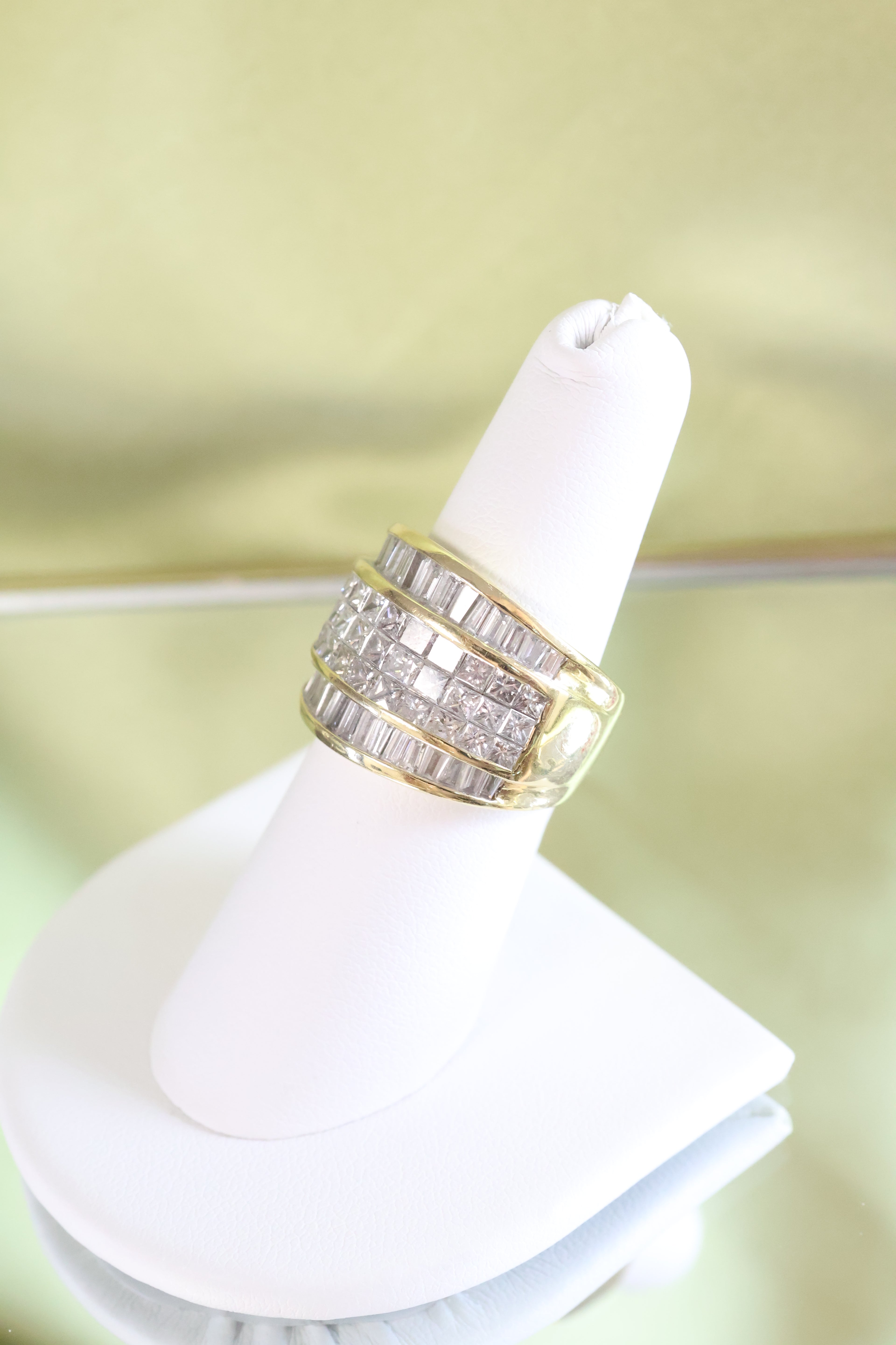 18K Yellow Gold 5 Carats Baguette & Princess Cut Diamond Ring