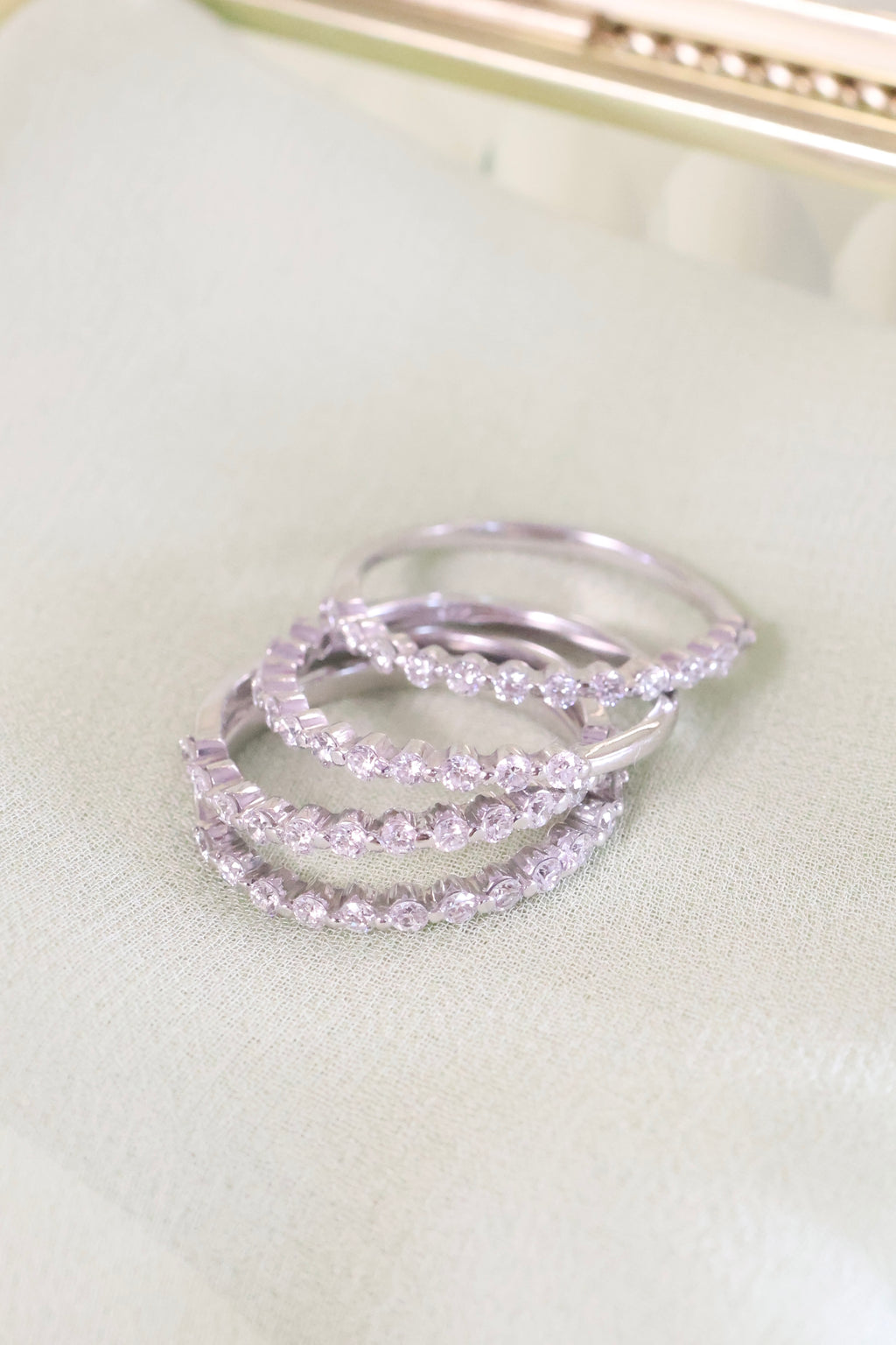 14K White Gold Ring