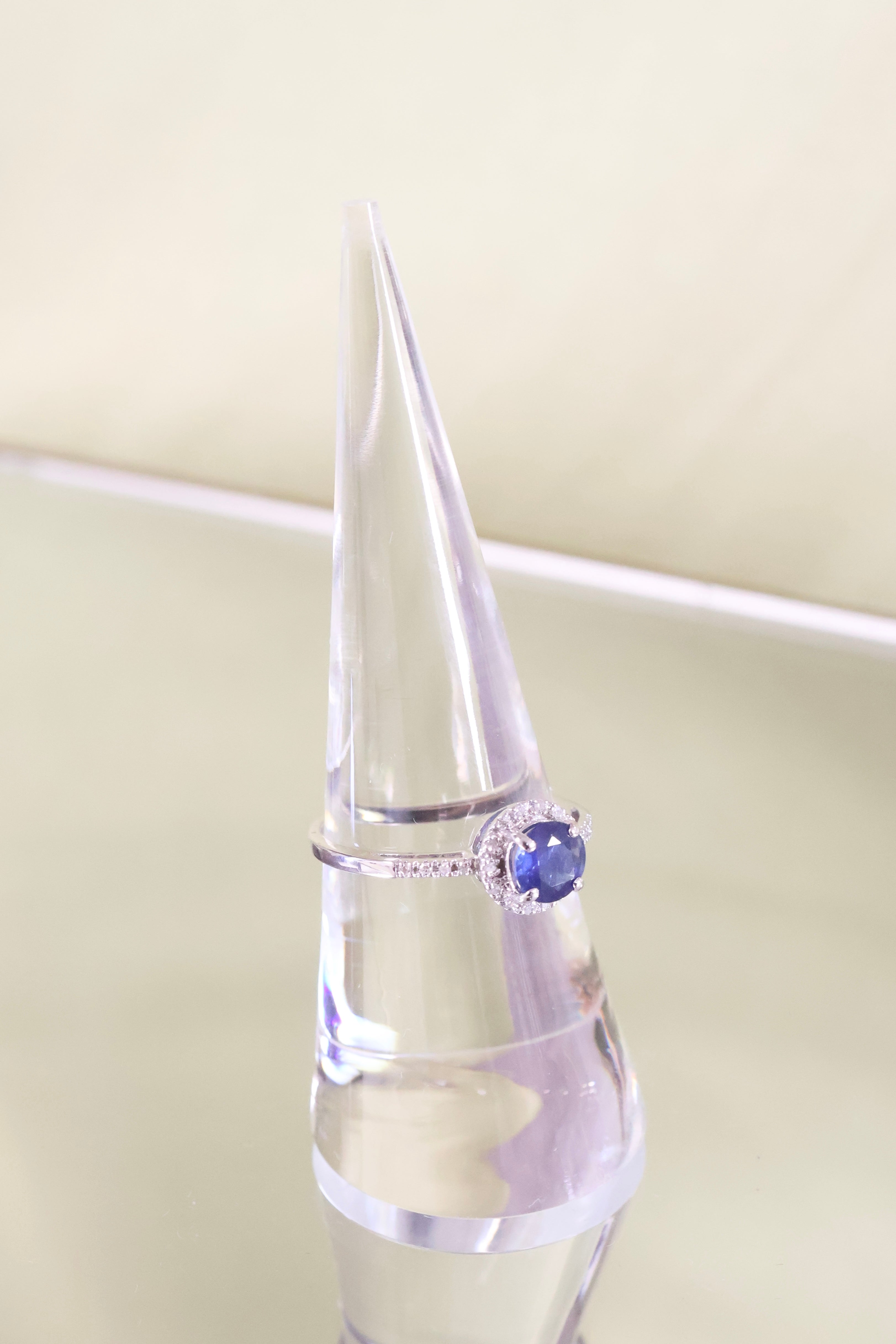 14K White Gold Sapphire 1/4ct Diamond Ring