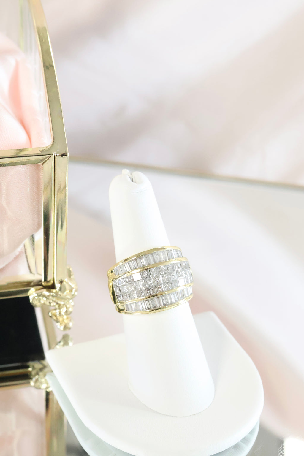 18K Yellow Gold 5 Carats Baguette & Princess Cut Diamond Ring