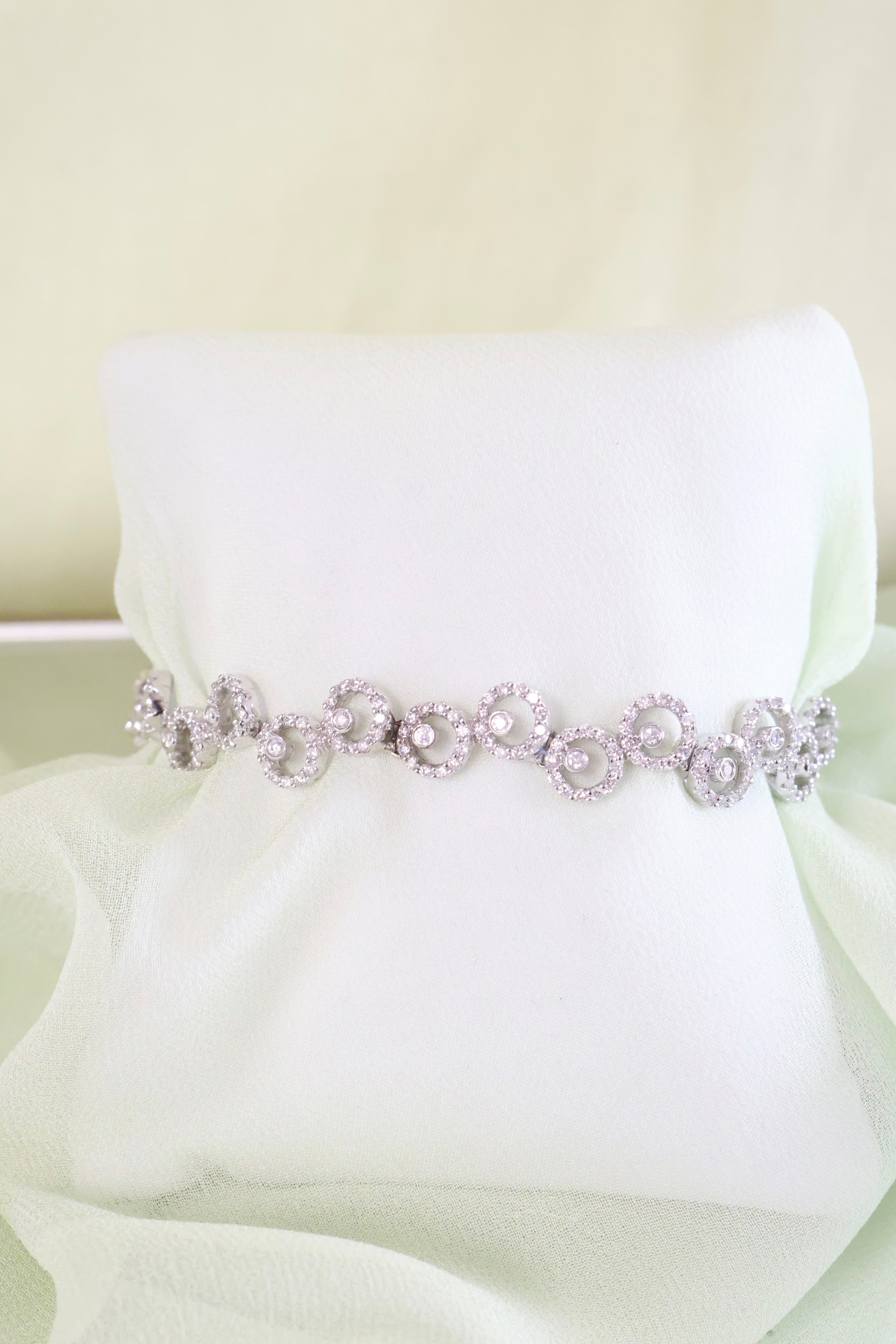 14K White Gold 3.5ct t.w. Bracelet 20.g