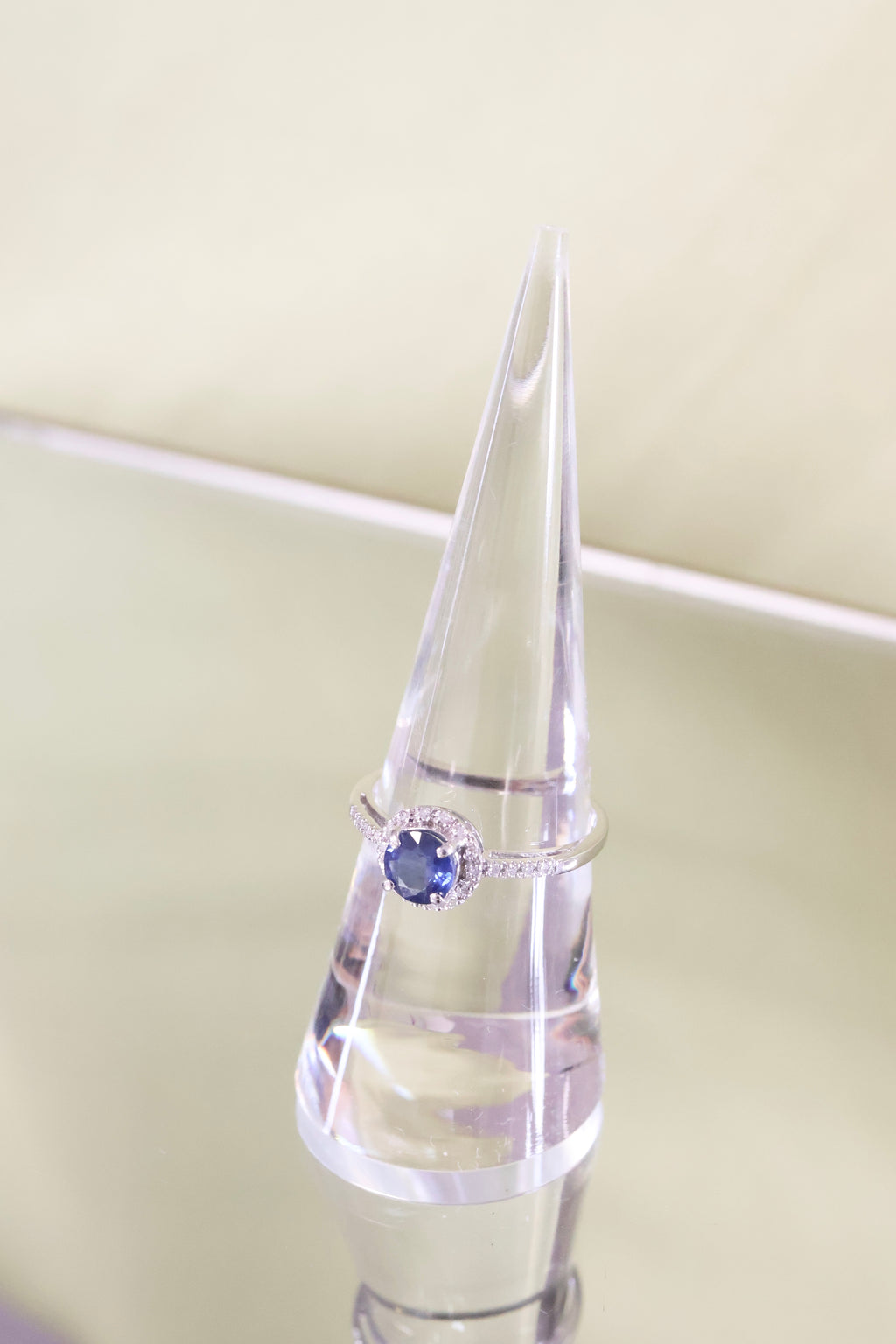 14K White Gold Sapphire 1/4ct Diamond Ring